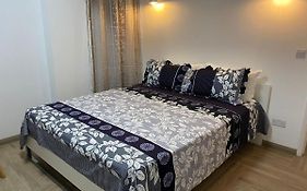 Lovely Apartment Near Beach